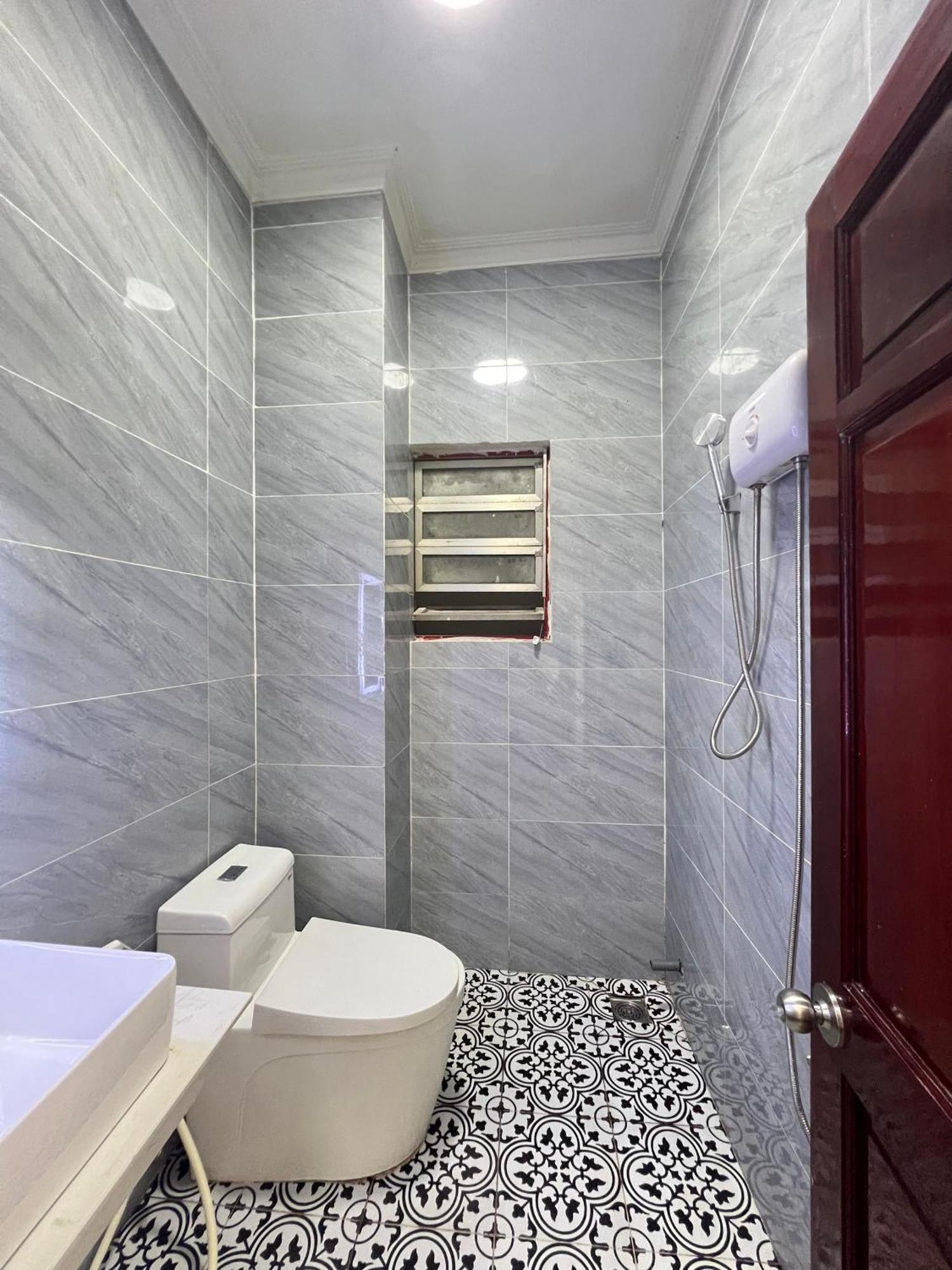 Tyn * TP. Hồ Chí Minh